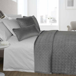 Versailles French Velvet Quilted Bedspread