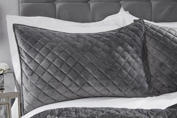 Quilted Velvet Bedspread With Pillowshams, Silver